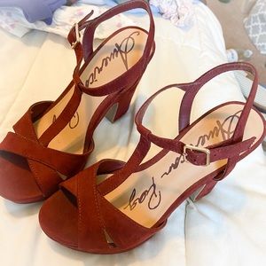 American Rag strappy heels size 6